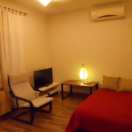 Naturalia: La Casita Con Patio กาเซเรส ภายนอก รูปภาพ